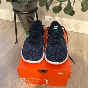 Women’s Nike Flex Contact Running shoes